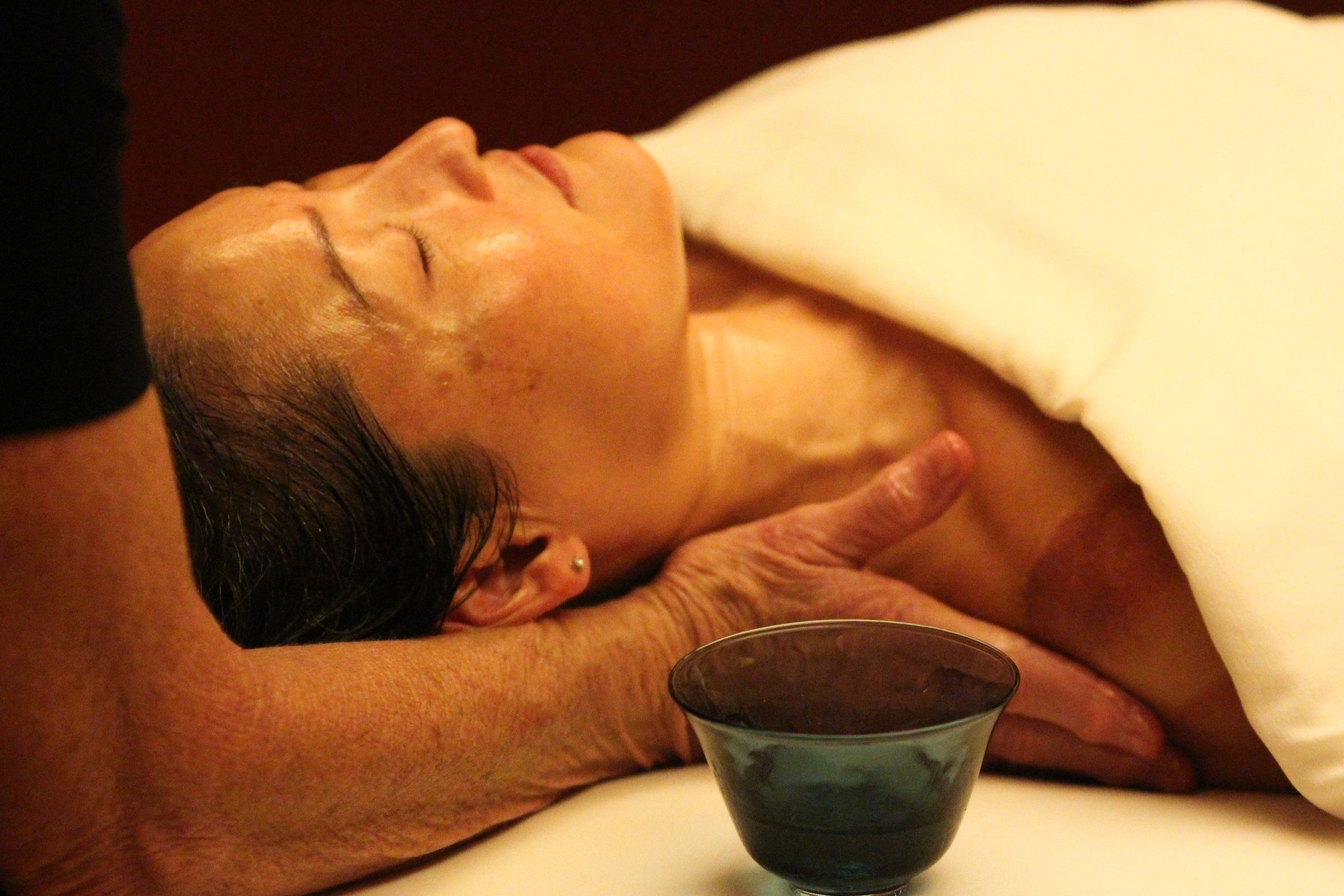 Lymphatic massage detail at Resonance Marin, Corte Madera
