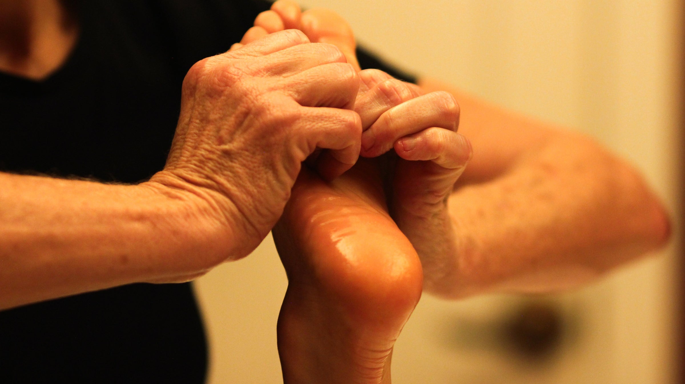 Ground + Reset at Resonance Marin, Corte Madera, treatment detail